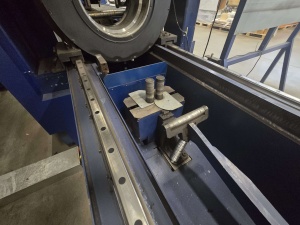 Установка лазерной резки трубы HAN'S LASER T6033D