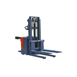 Штабелер самоходный CDD-15