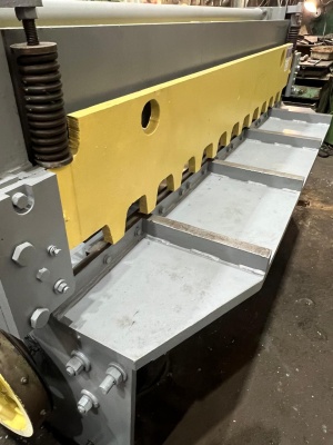 Гильотина электромеханическая  СТД-9А