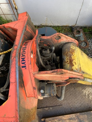 Вибропогружатель Daedong (dongfeng) DPD600T для экскаватора