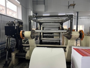 Флаторезка машина SBL NSC-1400, 2003 г.в. 2 рольные зарядки. Ширина роля 1400 мм