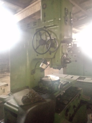 Координатно-расточной станок 2В440А