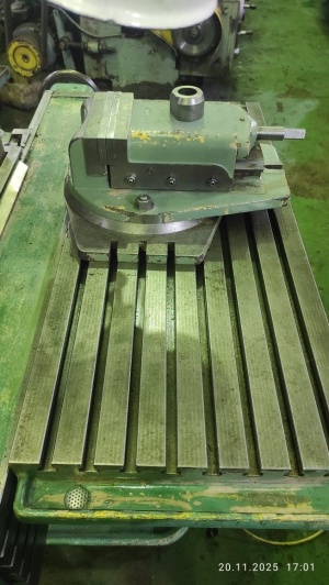 Широкоуниверсальный фрезерный станок ALG-200