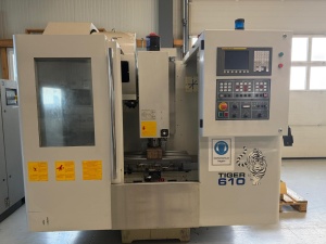 3-х осевой обрабатывающий центр Microcut Challenger - VMC2418