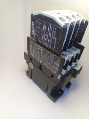 Контактор DIL00M-10 + 04DILM 20A катушка 230VAC Moeller