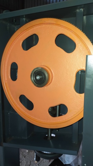 Ленточнопильный станок MJ344E (шкив 400 мм)