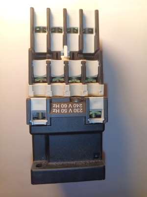 Контактор DIL00M-10 + 04DILM 20A катушка 230VAC Moeller