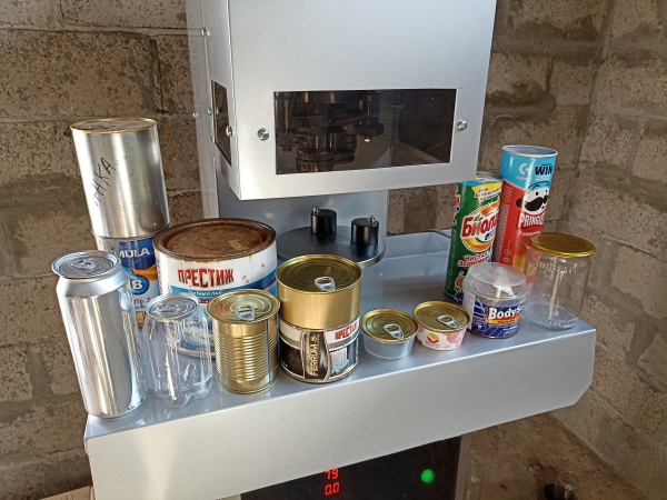 станок для закатки жестяных консервных банок автоматический