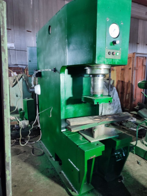 Пресс гидравлический П6330, PYE100, П6328, П6326, Р337(новый)