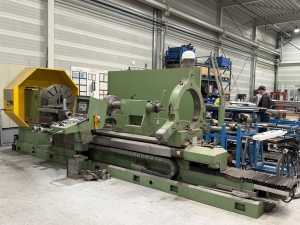 Токарный станок с подвижной станиной EST TICINO - ET-BM-CT 520