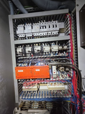 Станок Mazak VTC-20B 3 осевой