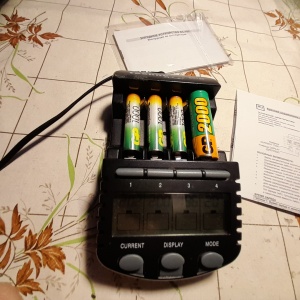 Зарядное устройство TechnoLine-BC-700