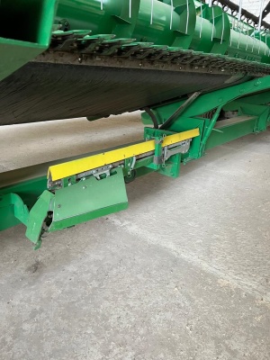 Зерновая жатка John Deere 725X