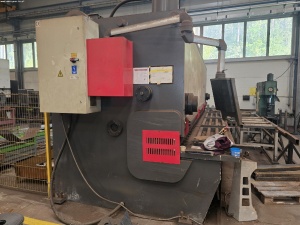 Гидравлические гильотинные ножницы QC11K 18x6000