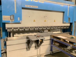 Гидравлический листогибочный пресс с ЧПУ для гибки листoвого металла Inanlar P-30100 CNC