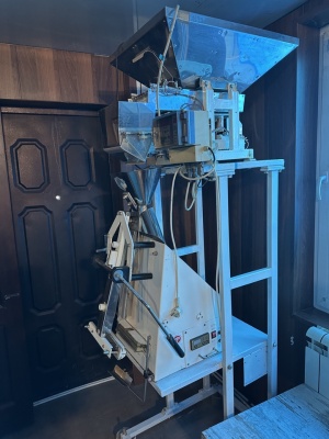 Фасовочно-упаковочная машина «Русская трапеза» РТ-УМ-01 с дозатором РТ-ДВ-01