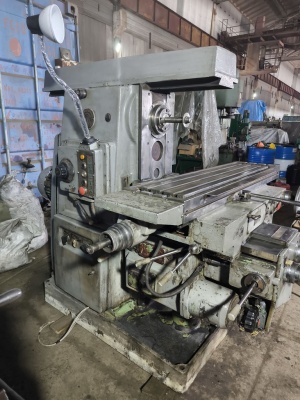 Фрезерный станок 6Р82Г