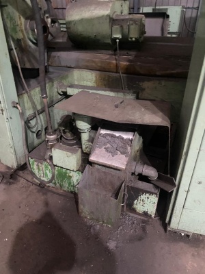 Полуавтомат круглошлифовальный 3м175