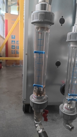 Чиллер SMC HRS090-A-40-M ()