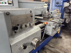 Токарный винторезный станок 1К62Д после ремонта