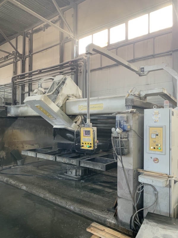 GMM AXIA 38A – Мостовой чугунный распиловочный станок для камня с диском 1200 мм– ИТАЛИЯ