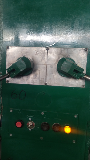 2Н135 Универсальный одношпиндельный вертикальный сверлильный станок