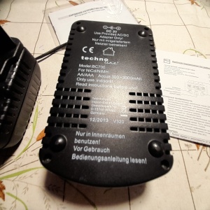 Зарядное устройство TechnoLine-BC-700