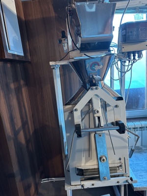 Фасовочно-упаковочная машина «Русская трапеза» РТ-УМ-01 с дозатором РТ-ДВ-01