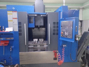 Фрезерный станок с ЧПУ KVL 1000 (VMC 1000P)