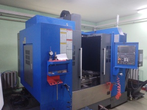 Фрезерный станок с ЧПУ KVL 1000 (VMC 1000P)