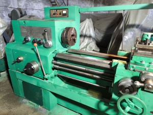 ТС-70 Станок токарно-винторезный универсальный