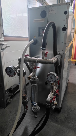 Чиллер SMC HRS090-A-40-M ()