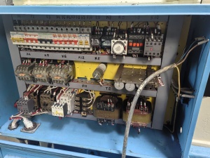 Токарный винторезный станок  SNA560  р м ц 1500