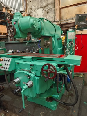 Фрезерный станок 6т82ш