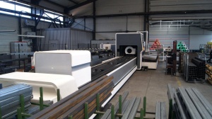 Волоконный лазер для резки труб и профилей BODOR T230