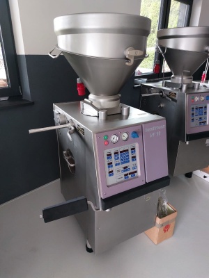 Вакуумный шприц Handtmann VF50