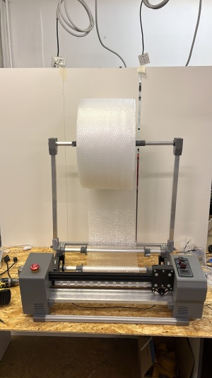 Резак для рулонных материалов, пузырьковой пленки CutterX