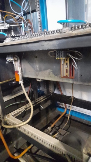 Автомат выдувной для пэт-тары ав-2000