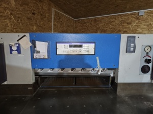 Бумагорезальная машина ADAST MAXIMA MS-80