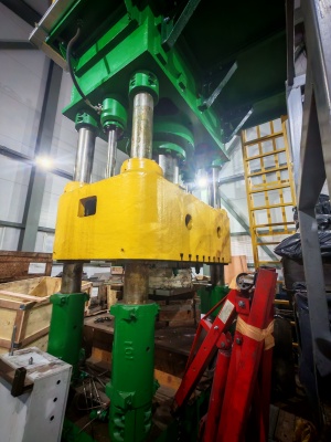 Пресс гидравлический колонный ДА2238