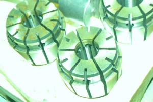 Цанговый патрон с набором цанг. Конус 45 (исо 45)