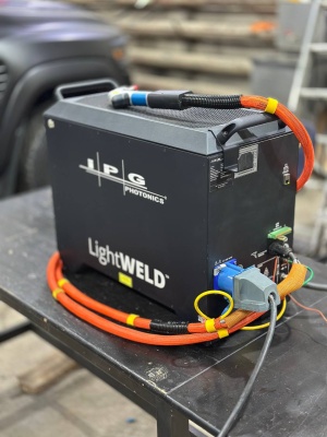 Ручная лазерная сварка lightweld 1500