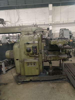 Станок фрезерный 6 М83