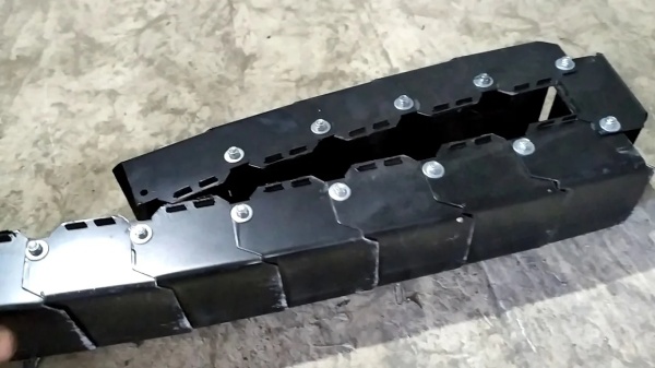 Гибкий кабель канал металлический для чпу