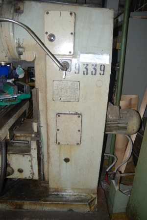 Вертикально-фрезерный станок 6Р11 1981 г.в