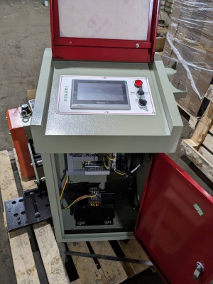 Автоматическая валковая подача с сервоприводом