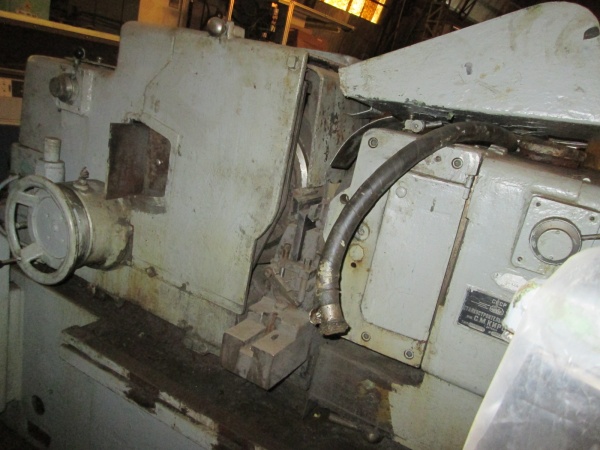 бесцентрошлифовальный станок 3А184