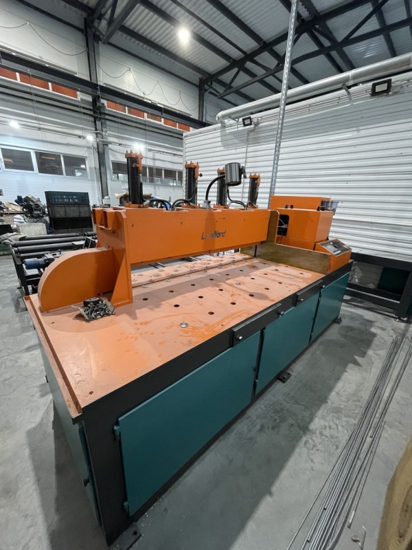 Дископильный станок 1500 мм