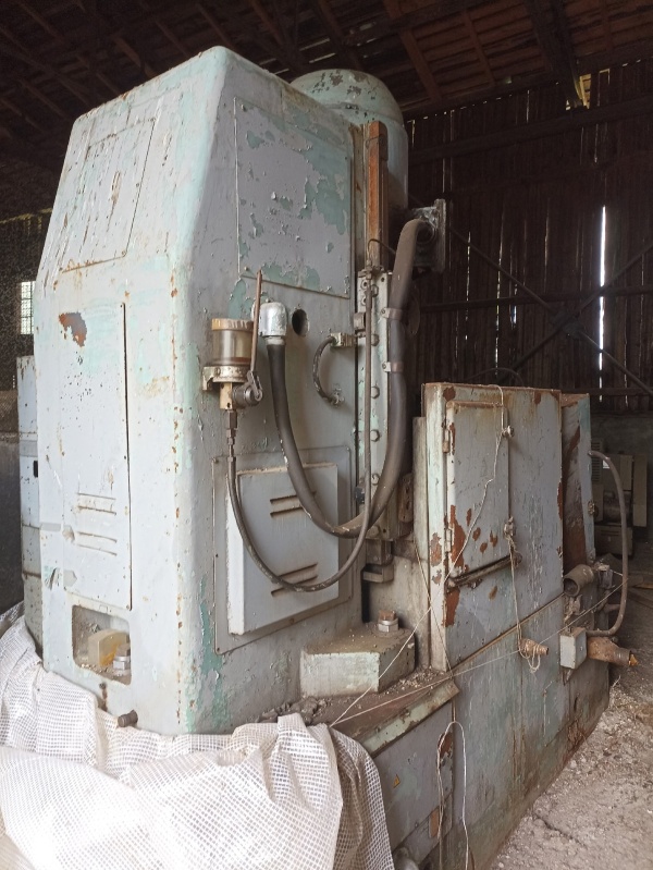 Плоскошлифовальный станок 3е756Л