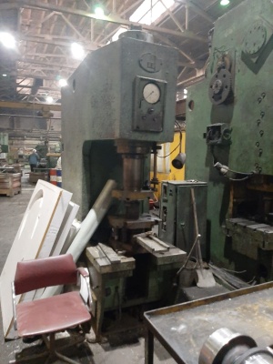 пресс гидравлический ус.100 т. ООО ПКФ Калибр СТ